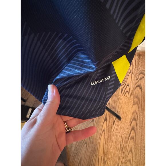 NWT ADIDAS Scotland Jersey Size Medium - Picture 4 of 6